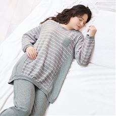 肌側綿100%ニットキルトパジャマ