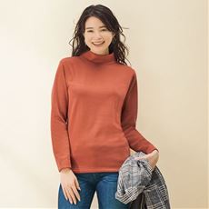 肌側あったかボアのハイネック長袖カットソー/軽やかな着用感(裏ボア)