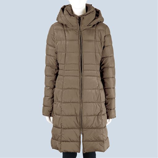 オリーブベージュ