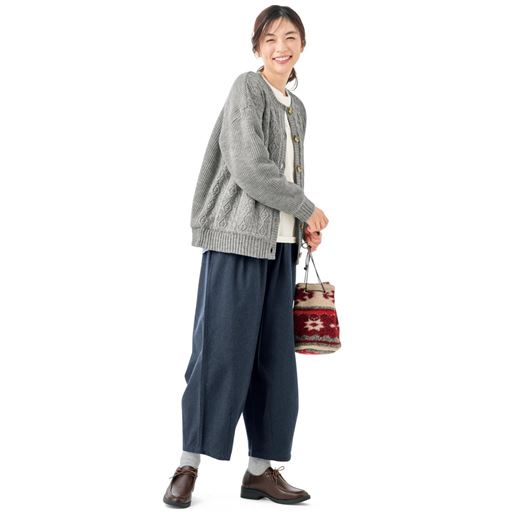 チャコールグレー 股下55cm コーディネート例