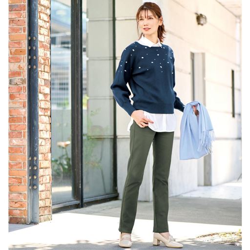 カーキ コーディネート例