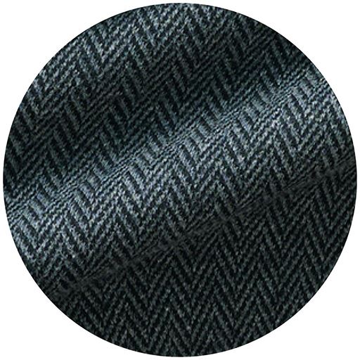 表 ツイード見えするカットソージャカード素材。ほどよく伸びて動きやすい。