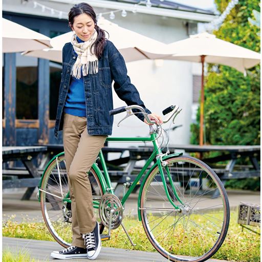 ロイヤルブルー コーディネート例