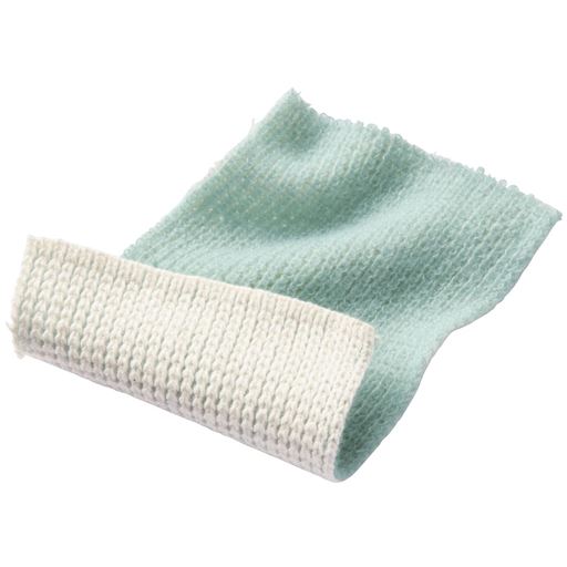 綿混(肌側のみ) ふんわりやさしい着心地豊かな表情を生み出す、表裏の異なる糸使い。肌側は綿混素材で心地良く、やさしい肌あたりです。