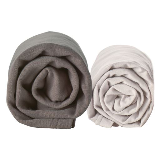 左からNB-6899(厚手タイプ)、NB-4009(薄手タイプ)