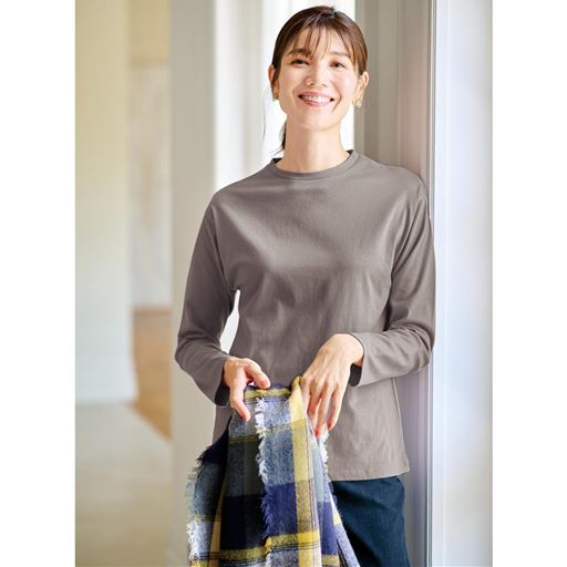 綿100%クルーネックTシャツ(スマートヒート®ぬく綿®)(吸湿発熱)