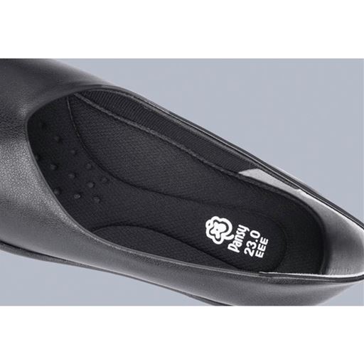 中敷のU字型アーチクッションが足裏への衝撃を和らげ歩きやすい