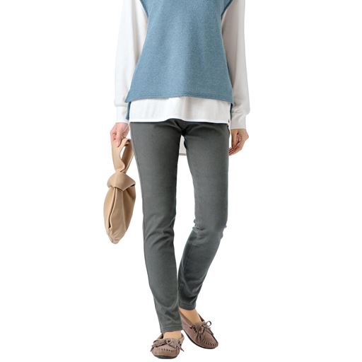 ミディアムグレー