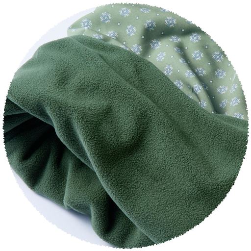 軽やかな印象なのに裏地はあったかフリース