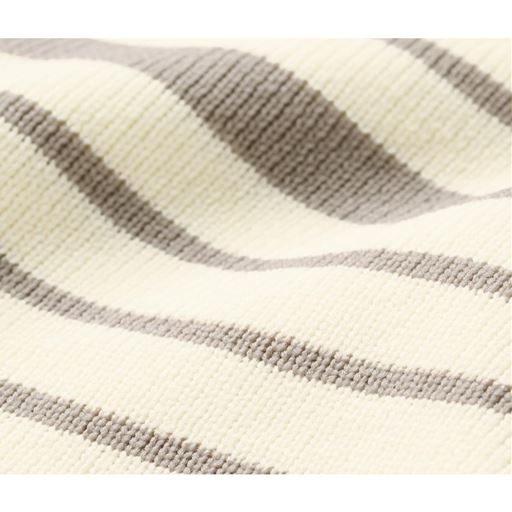 ボーダーB(アイボリー×グレージュ) 生地拡大