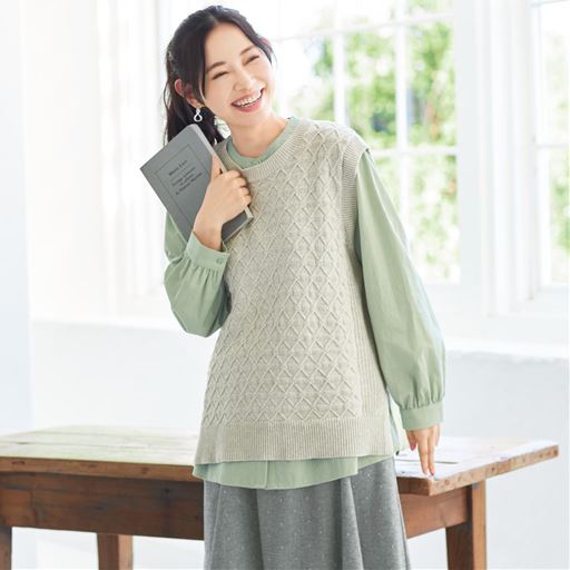 パウダーグリーン