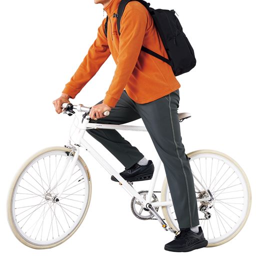 チャコールグレー コーディネート例