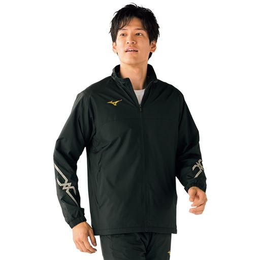 ブラック コーディネート例