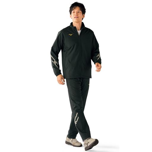 ブラック コーディネート例