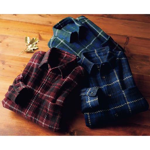 (上から時計まわりに)グリーン系、ネイビー系、レッド系