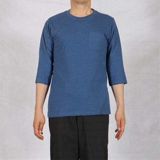 フロント<br>アッシュブルー着用