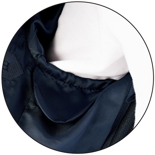 脇パッドで汗が染み出しにくい