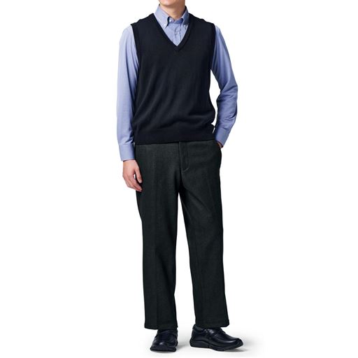 ダークグレー コーディネート例