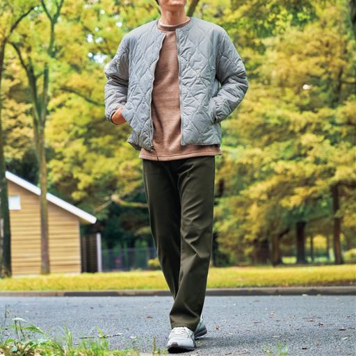 カーキ コーディネート例