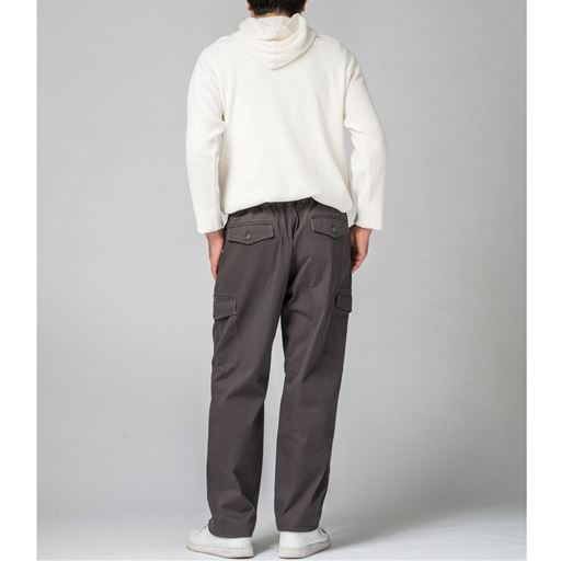 ふつう体型Aさん(身長177cm) Lサイズ/股下76cm着用