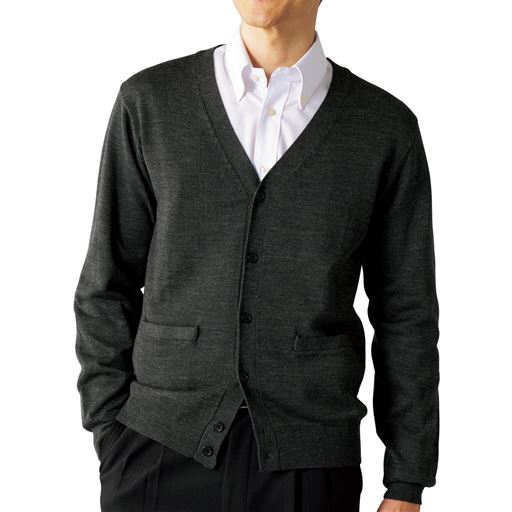 チャコールグレー コーディネート例