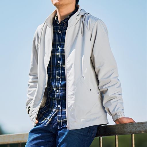 ライトグレー コーディネート例