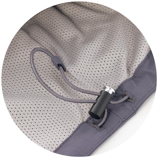 ドロストコードを絞って、好みのシルエットに。