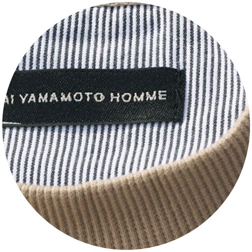 背裏に細ストライプを配して、アクセントに。