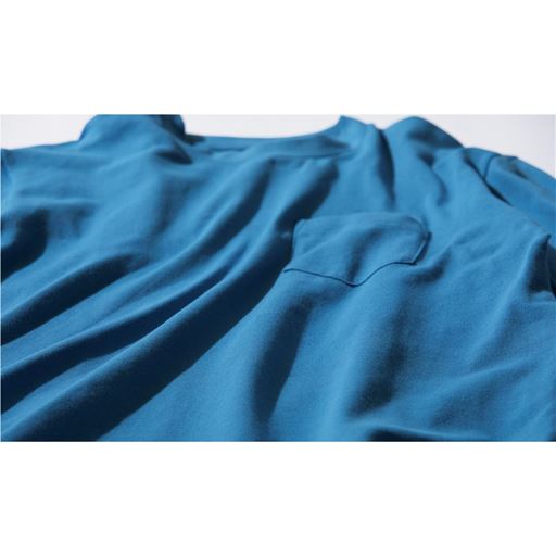 スモークブルー<br>人気の綿100%ポロシャツの素材のTシャツタイプが登場!