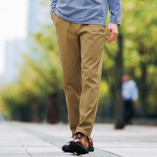 サンドベージュ コーディネート例