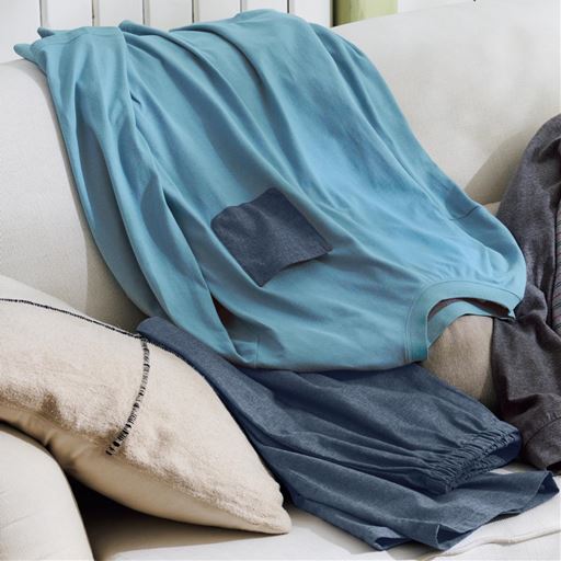 スモークブルー