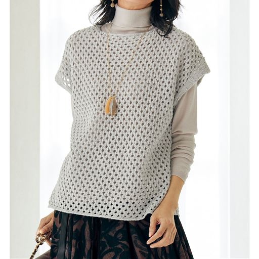 ライトグレー<br>※インナー、アクセサリーは商品に含まれません。