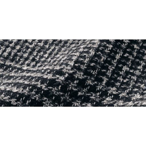 やや厚みがあり暖かみのある素材。