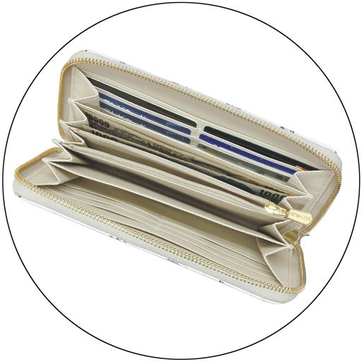 大きく開き、中身が見やすく<br>出し入れ簡単。<br>収納力もたっぷり。<br>※イメージ