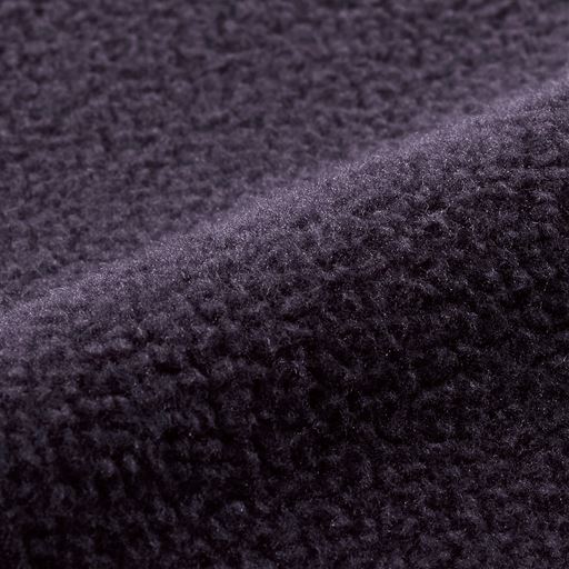 軽くて柔らかなフリース素材