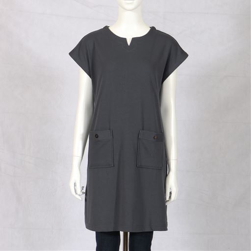 チャコールグレー フロント