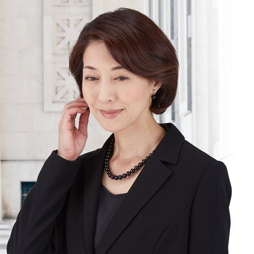 A (イヤリングセット)ネックレス+イヤリング <br>ロングタイプも上品に美しく<br><br>※着用イメージ