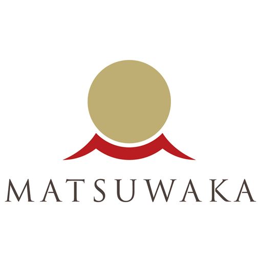 淡水に生息する池蝶貝を厳選し、天然素材のナチュラルな質感と匠の技が出会い、七色に輝く本物志向のアクセサリー。