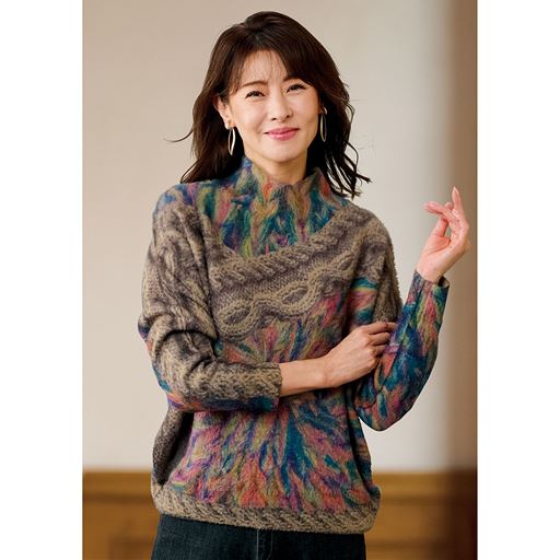 ベージュ系<br>※立体的に浮き出て見えるプリントのデザインです。