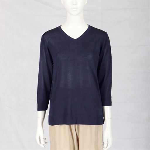 Vネックニットプルオーバー<br>フロント