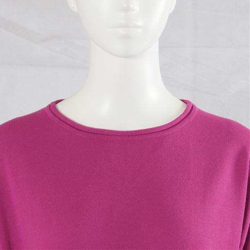 綿のポケットデザインニット 襟元