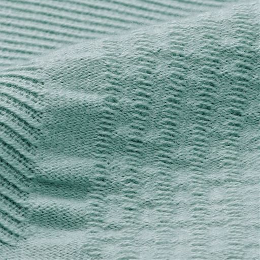 日本製 コットンジャカードハイネックプルオーバー スモークブルー<br>表面感のあるジャカード