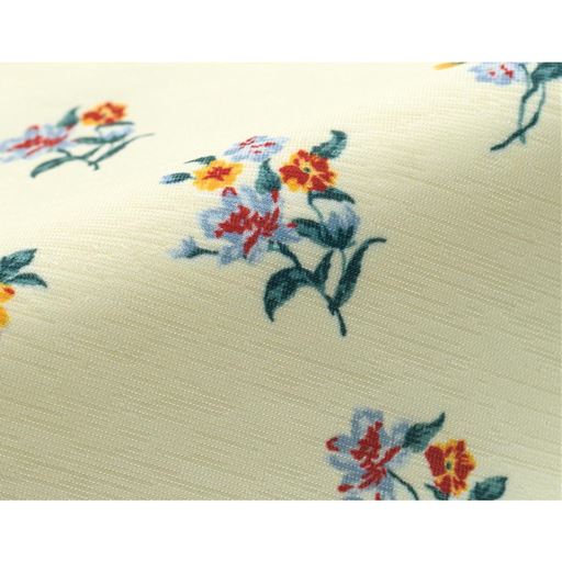 カットソープリントチュニック生地拡大