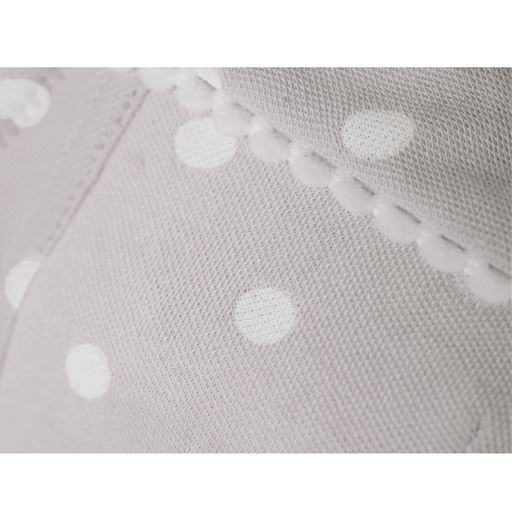 ドットは白抜きでかわいさバツグン