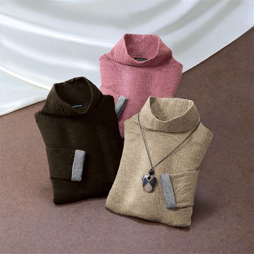 (時計まわりに)ピンク系、ベージュ系、ブラウン系