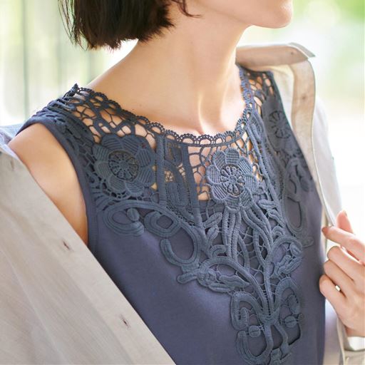 ネイビーブルー