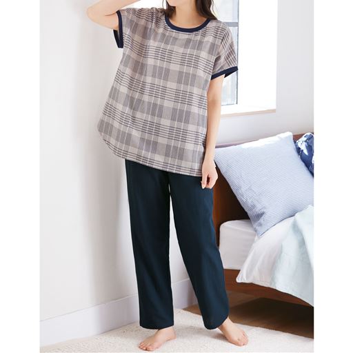 ネイビー 着用例(トップス:NH-1195)