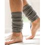 脚部を冷やさない!<br>ウール混のレッグウォーマーが登場