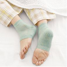 かかとケアソックス(かかと厚塗りシリコンシート内蔵・保湿ケア)(日本製)