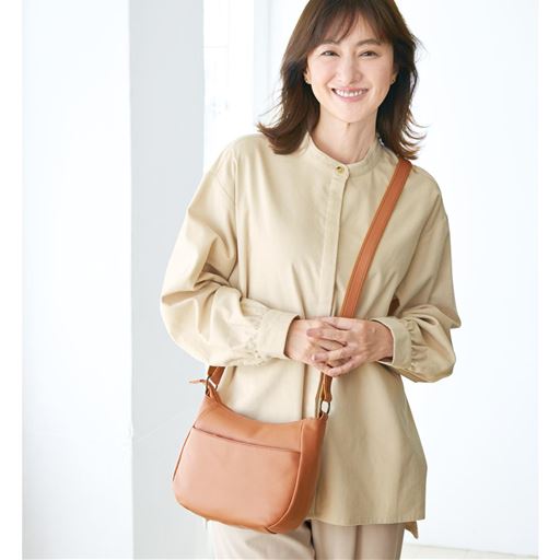 キャメル <br>斜め掛け